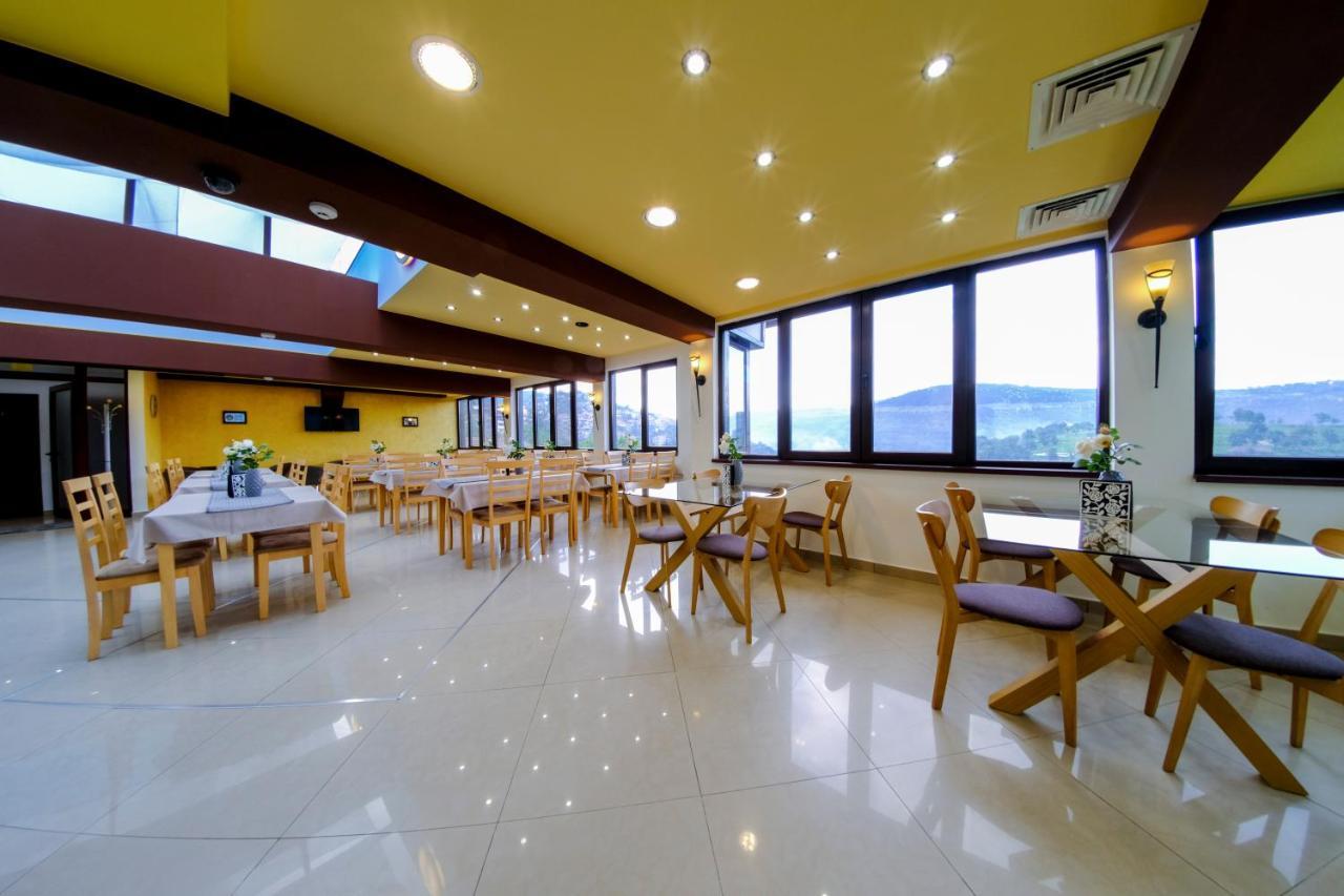 Hotel The Hill Veliko Tárnovo Exterior foto